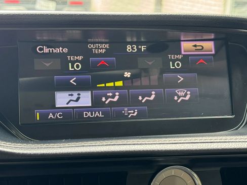 Used 2013 Lexus ES 300h w/ Premium Pkg FWD image 39