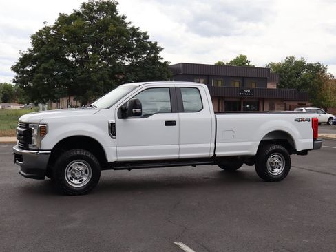 Used 2018 Ford F250 XL w/ Power Equipment Group AWD/4WD image 10