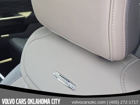 Used 2025 Ford F150 Platinum w/ Equipment Group 703A Plus AWD/4WD image 17