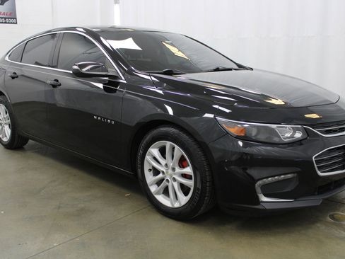 Used 2018 Chevrolet Malibu LT image 4