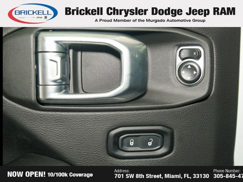Used 2024 Jeep Wrangler Unlimited Sahara AWD/4WD image 27