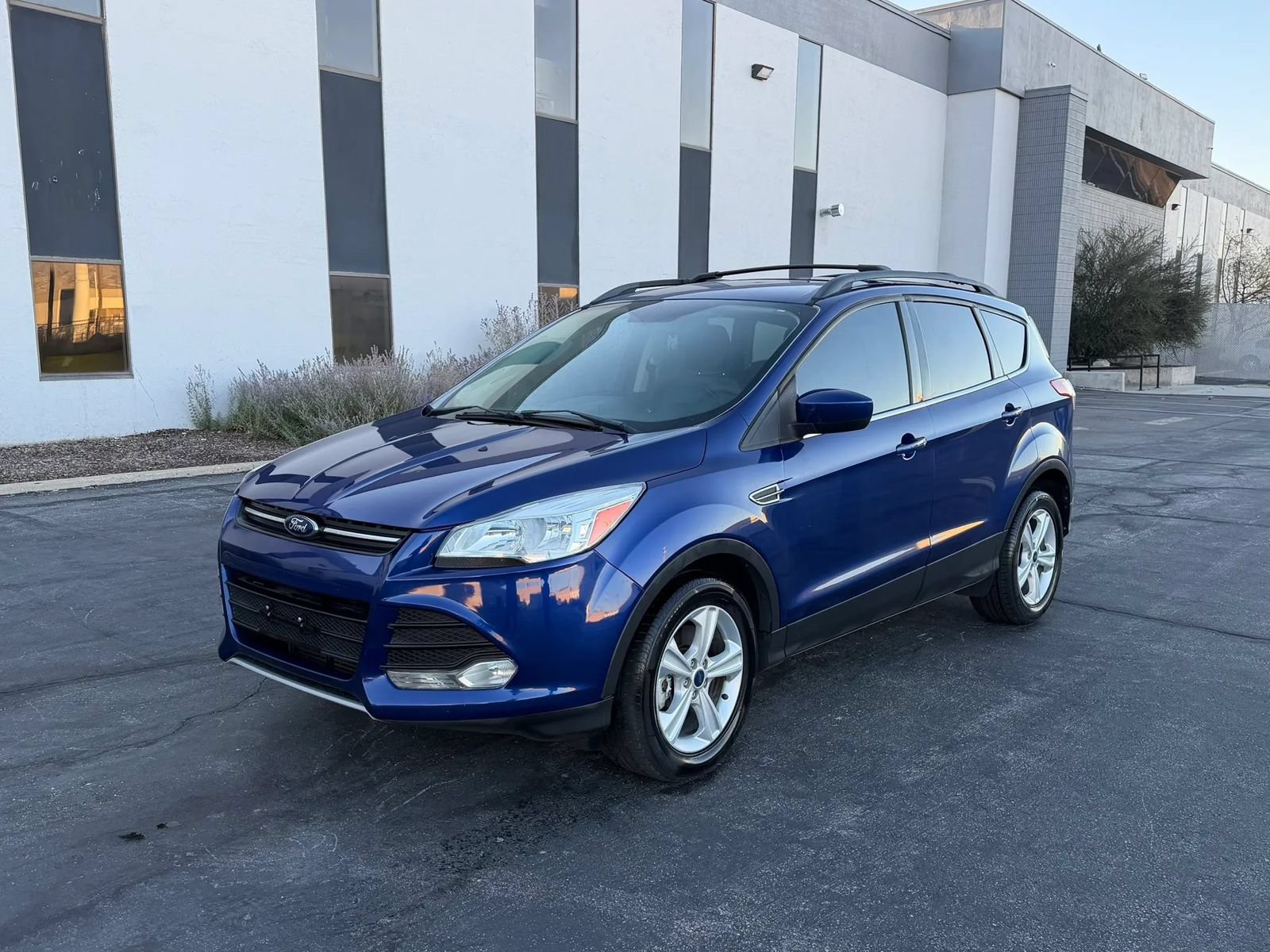 Used 2014 Ford Escape SE w/ Equipment Group 201A AWD/4WD image 1
