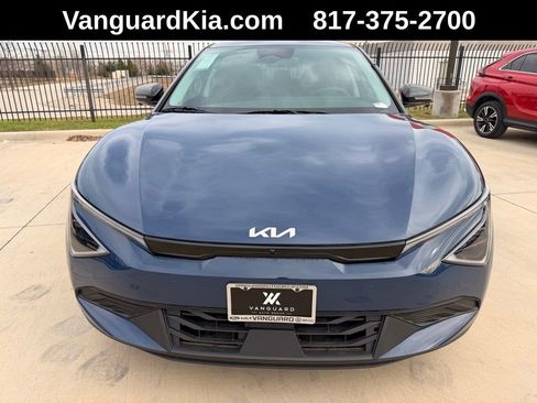 Used 2025 Kia EV6 Light w/ Light LR Technology Package RWD image 6