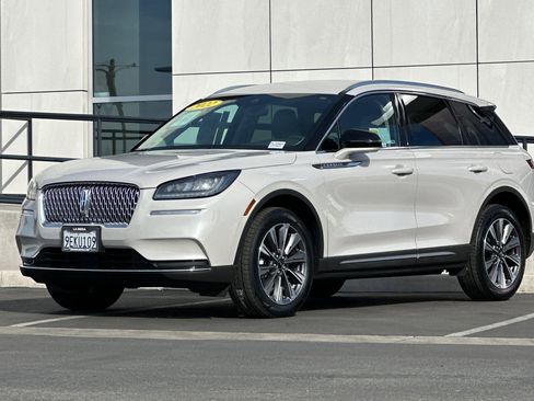 Used 2022 Lincoln Corsair Reserve image 7