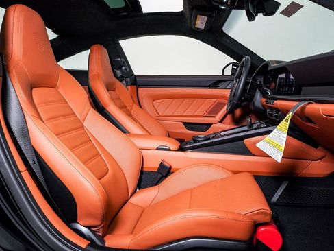 New 2026 Porsche 911 Carrera image 16