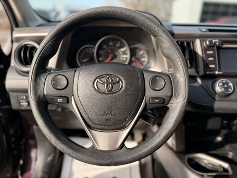 Used 2016 Toyota RAV4 LE image 16