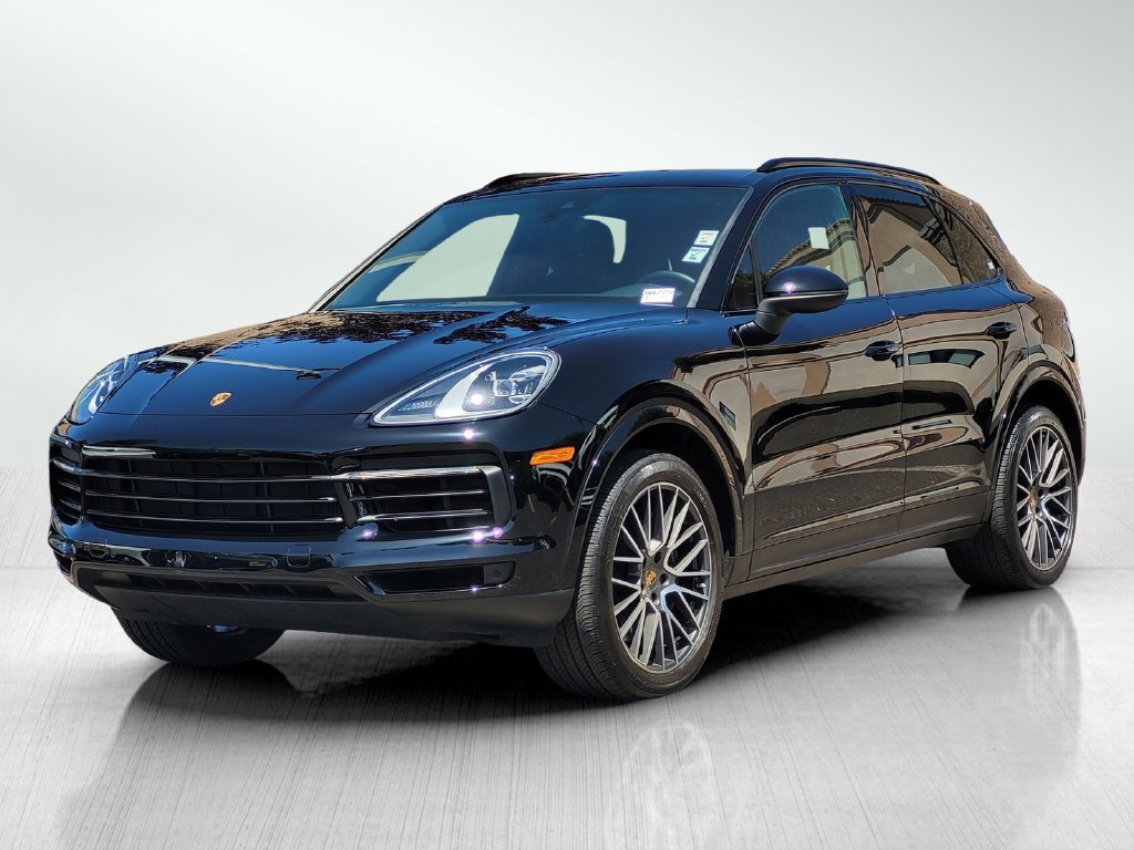 Used 2022 Porsche Cayenne w/ Premium Package AWD/4WD image 8
