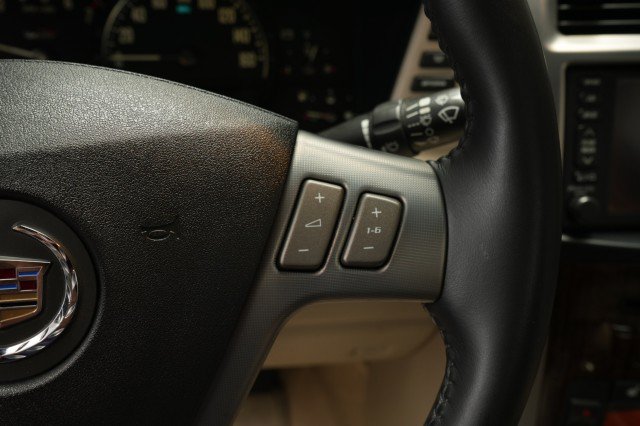 Used 2006 Cadillac XLR V RWD image 35