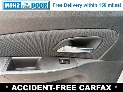 Used 2014 Chevrolet Cruze LT image 31