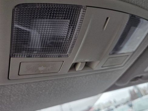 Used 2010 MAZDA MAZDA3 i Touring image 11