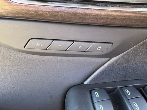 Used 2023 Buick Envision Avenir AWD/4WD image 14