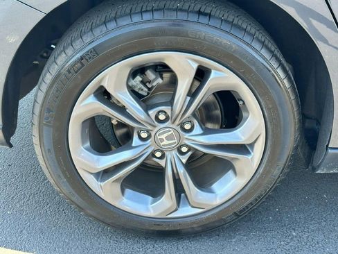 Used 2024 Honda Accord EX image 9