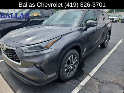 Used 2021 Toyota Highlander XLE