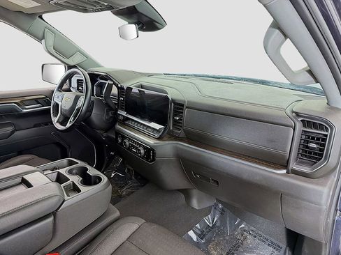 Used 2023 Chevrolet Silverado 1500 LT w/ Protection Package image 17