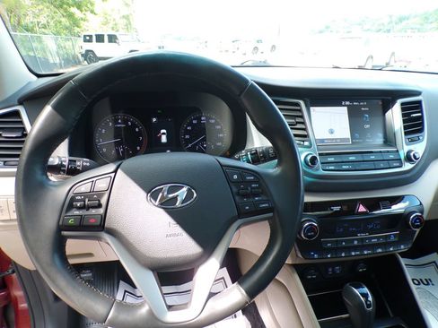 Used 2018 Hyundai Tucson Limited w/ Ultimate Package 02 AWD/4WD image 10