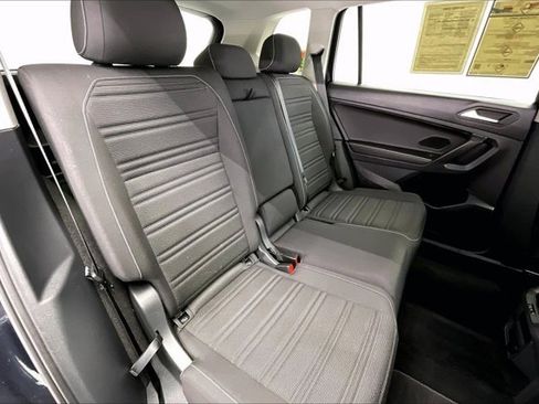 Used 2022 Volkswagen Tiguan S image 19