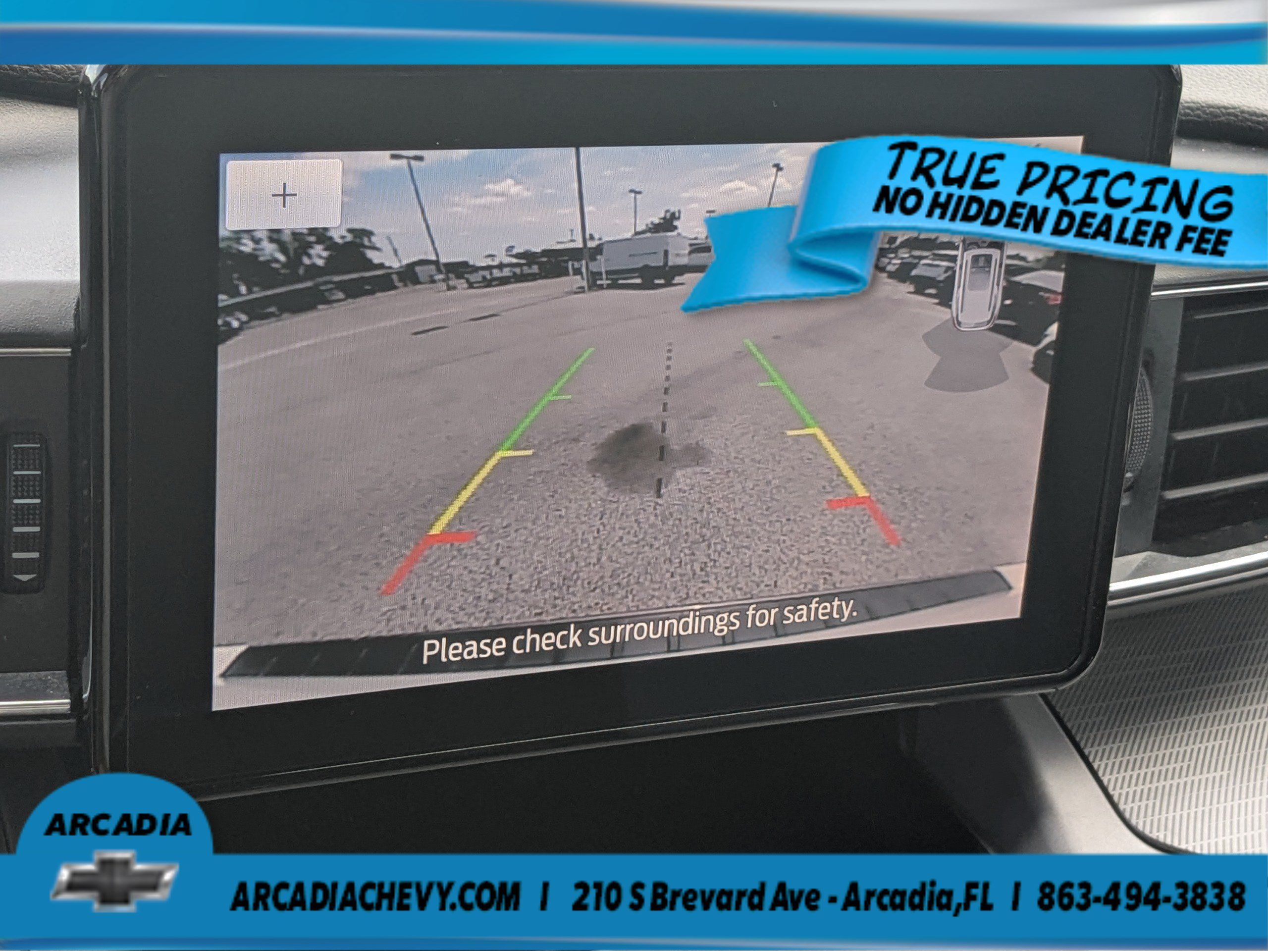 Used 2023 Ford Explorer XLT w/ Equipment Group 202A RWD image 27