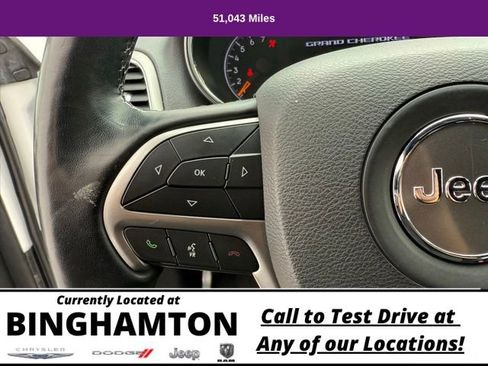 Used 2022 Jeep Grand Cherokee Laredo X image 15