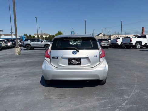 Used 2015 Toyota Prius C Two FWD image 4