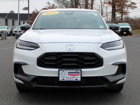 Used 2023 Honda HR-V Sport image 2