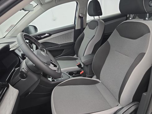 Certified 2023 Volkswagen Taos S FWD image 14