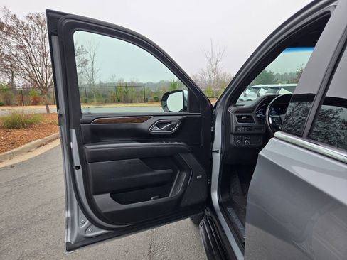 Used 2024 Chevrolet Tahoe Premier image 19