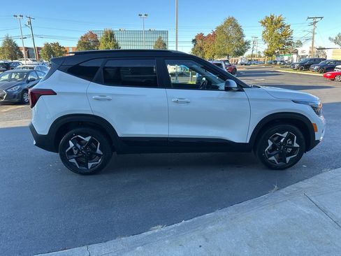 New 2026 Kia Seltos S image 5