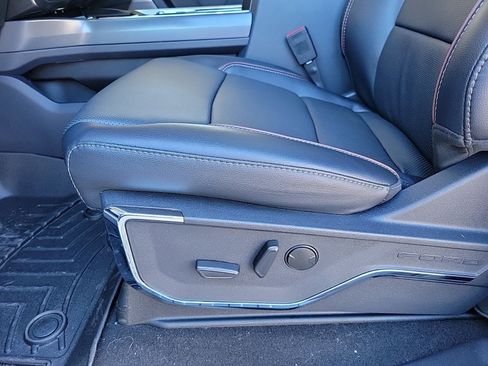 Used 2024 Ford F250 Lariat w/ Lariat Ultimate Package image 12