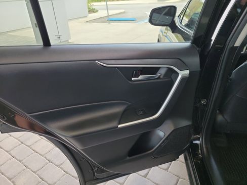 Certified 2022 Toyota RAV4 XLE Premium image 28