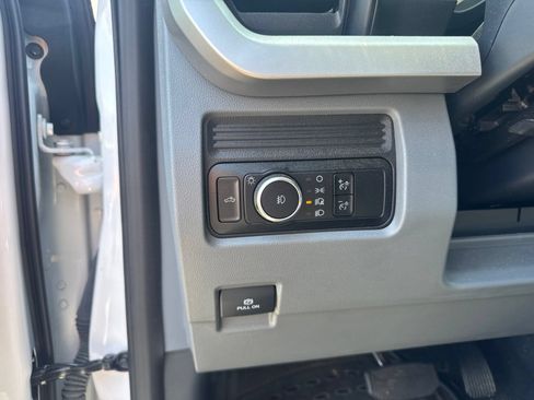 Used 2023 Ford F250 XL w/ STX Appearance Package AWD/4WD image 22