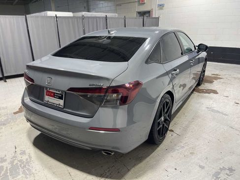 Used 2025 Honda Civic Sport image 26