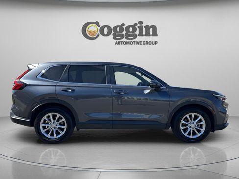 Certified 2025 Honda CR-V EX image 8