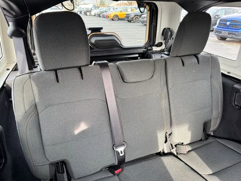 Used 2024 Jeep Wrangler Sahara image 16