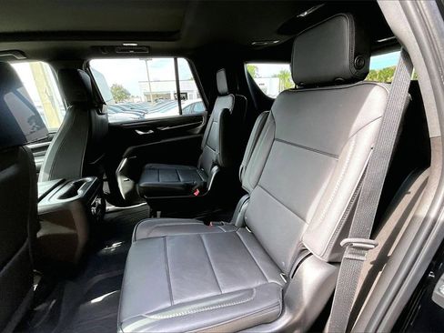 Used 2021 GMC Yukon Denali w/ Denali Ultimate Package image 17