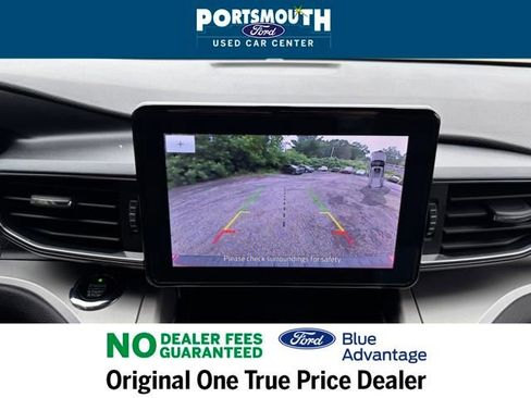 Used 2021 Ford Explorer XLT w/ Equipment Group 202A image 10
