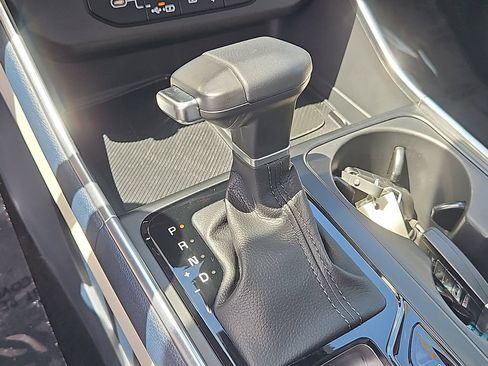 Certified 2026 Kia Carnival SX w/ SX Dark Edition Package FWD image 29