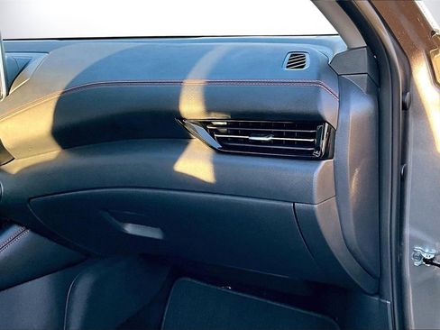 Used 2025 Nissan Sentra SR w/ SR Premium Package image 20