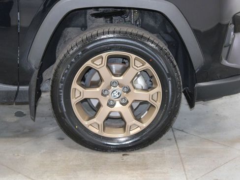 Used 2024 Toyota RAV4 AWD Hybrid image 12