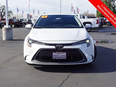 Certified 2022 Toyota Corolla XLE image 3