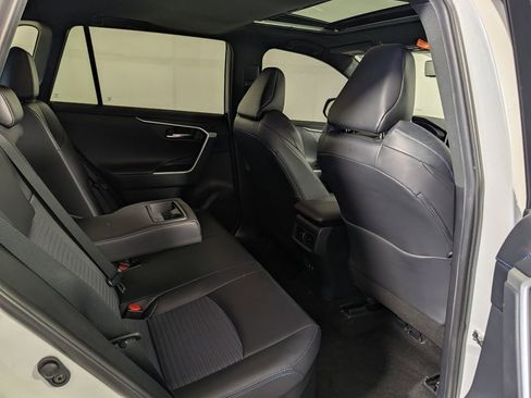 Used 2019 Toyota RAV4 XSE w/ XSE Weather Package image 6