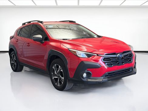 Used 2024 Subaru Crosstrek 2.0i Premium image 3