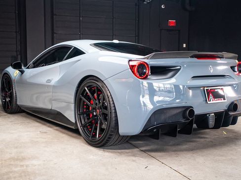 Used 2016 Ferrari 488 GTB RWD image 31