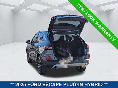 Certified 2025 Ford Escape PHEV image 13