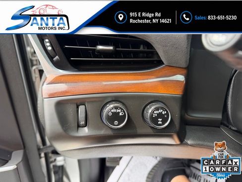 Used 2020 Cadillac Escalade Luxury AWD/4WD image 12