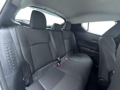 Used 2021 Toyota C-HR LE image 35
