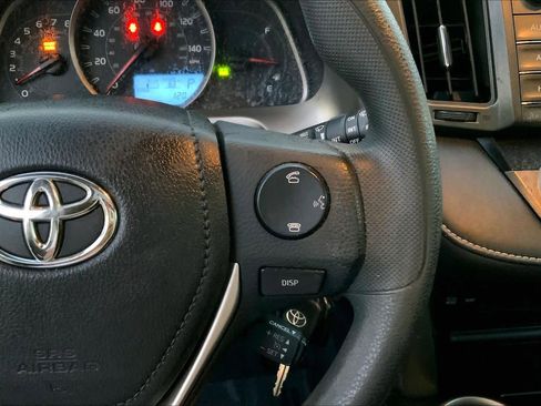 Used 2015 Toyota RAV4 XLE image 24