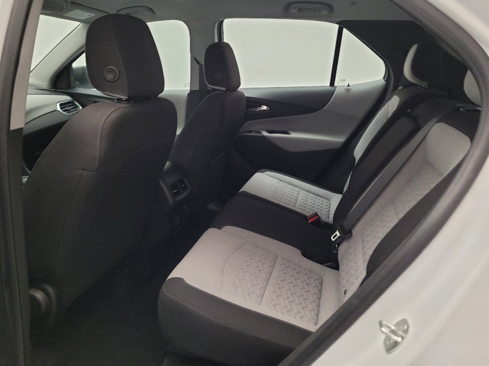 Used 2022 Chevrolet Equinox LS w/ LPO, Floor Liner Package AWD/4WD image 18