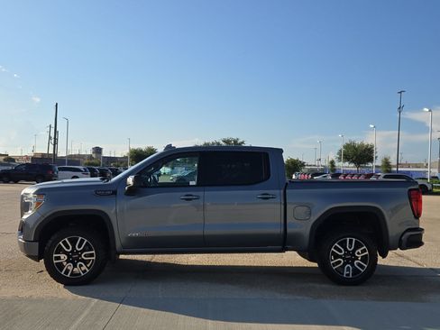 Used 2021 GMC Sierra 1500 AT4 w/ AT4 Preferred Package AWD/4WD image 7
