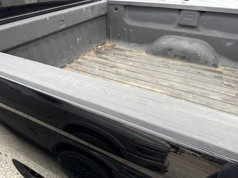 Used 2018 Chevrolet Silverado 2500 W/T w/ WT Convenience Package image 4