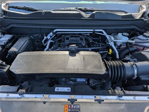 New 2026 Chevrolet Colorado ZR2 w/ Technology Package AWD/4WD image 11